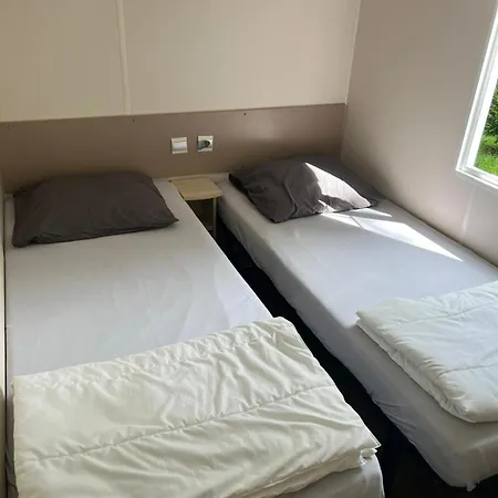 Mobilhome 3 6 Personnes Piscine Camping Cheron *